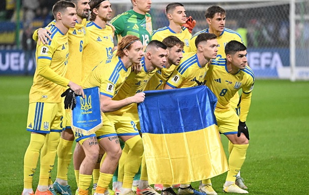 На матчі Україна – Швеція вшанували загиблих уболівальників