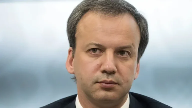 Дворкович і Поздняков не потрапили до нового пакета санкцій ЄС