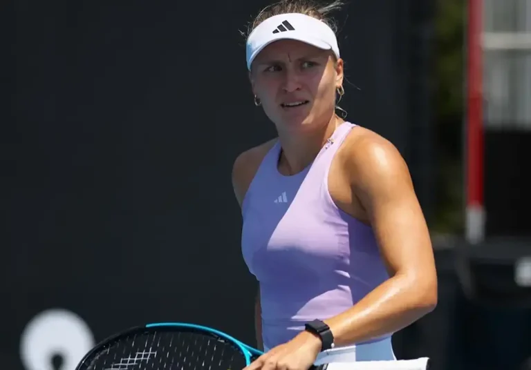 Стародубцева розгромила Сарасуа і вийшла далі в Чарльстоні