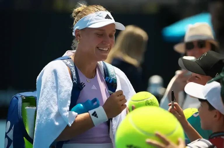 Калініна обіграла Стародубцеву та вийшла до чвертьфіналу турніру WTA 250 у Рабаті