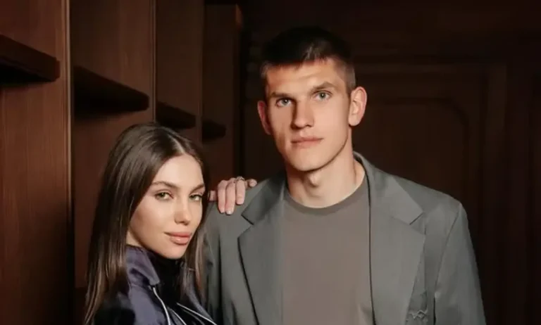 «Мій син виросте й запитає: чому татові бажають смерті?»: Яна Суркіс емоційно відреагувала на кібербулінг Крістіана Біловара